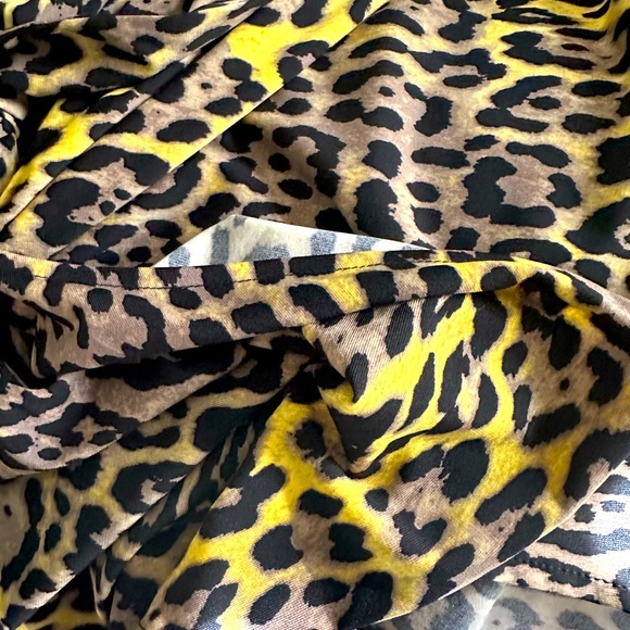 BCBG wrap midi dress. - Picture 7 of 10